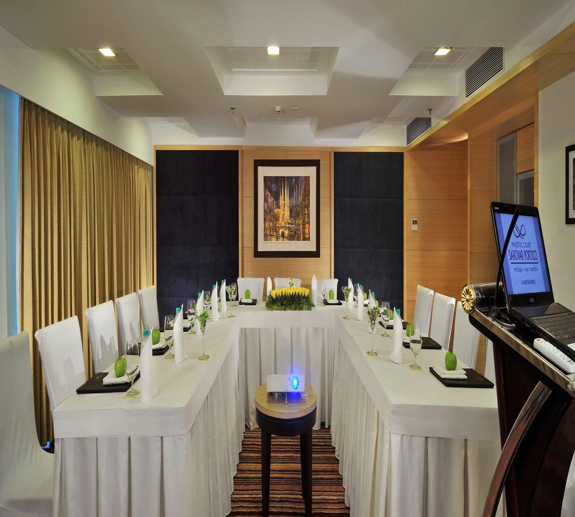 Majestic Court Sarovar Portico Navi Mumbai Exteriör bild